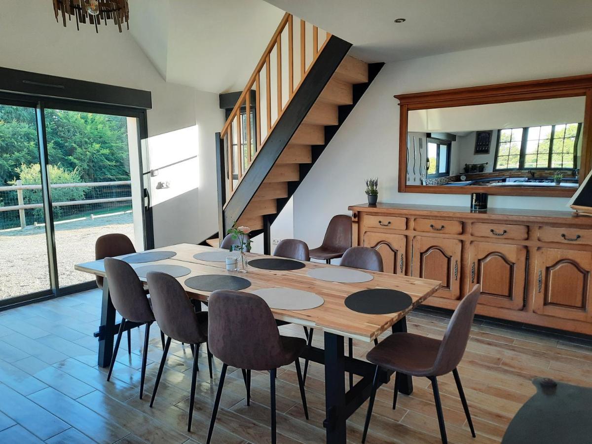 Madelaine Ranch, maison de campagne 10 personnes Le Gast Extérieur photo