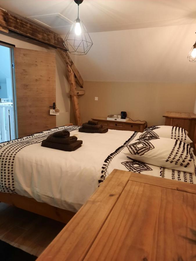 Madelaine Ranch, maison de campagne 10 personnes Le Gast Extérieur photo