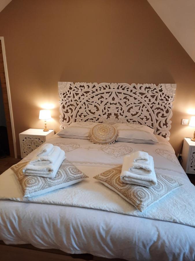 Madelaine Ranch, maison de campagne 10 personnes Le Gast Extérieur photo