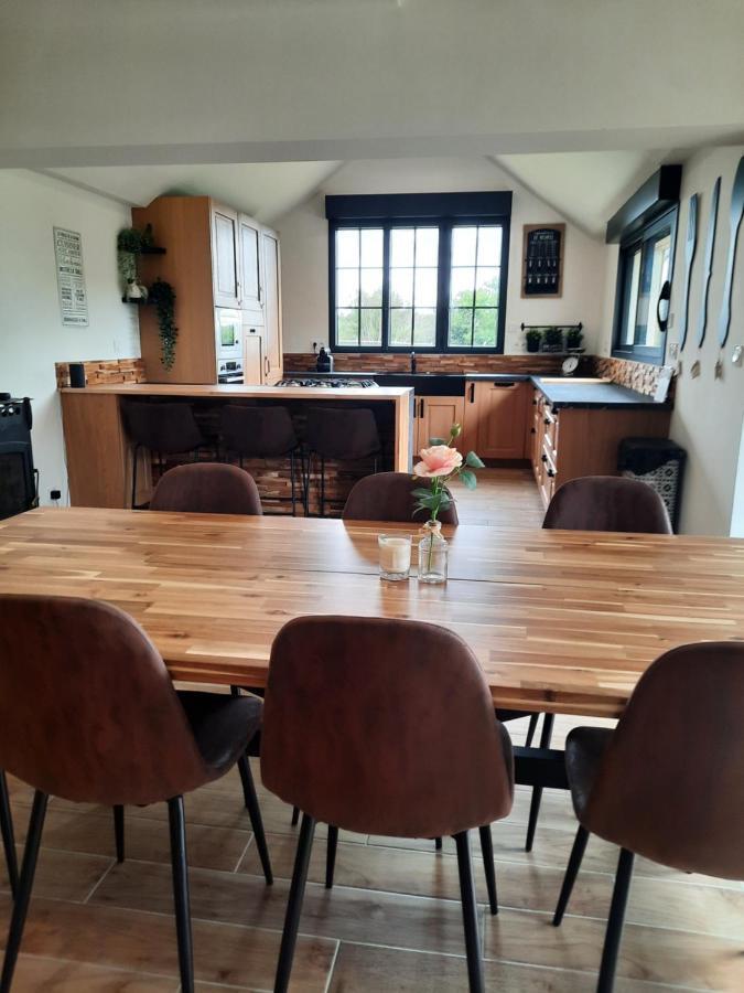 Madelaine Ranch, maison de campagne 10 personnes Le Gast Extérieur photo
