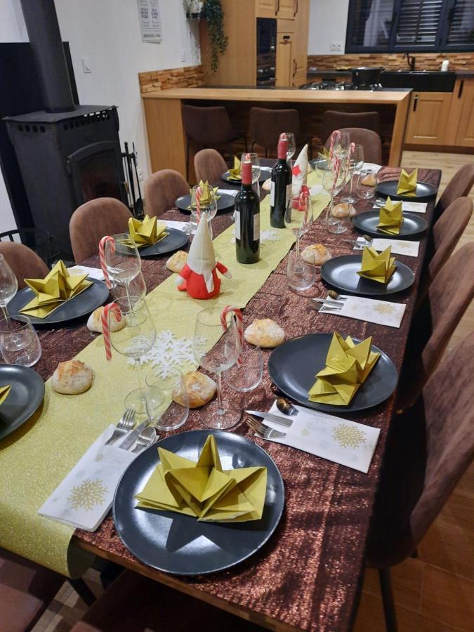 Madelaine Ranch, maison de campagne 10 personnes Le Gast Extérieur photo
