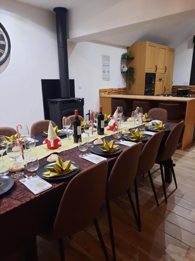 Madelaine Ranch, maison de campagne 10 personnes Le Gast Extérieur photo