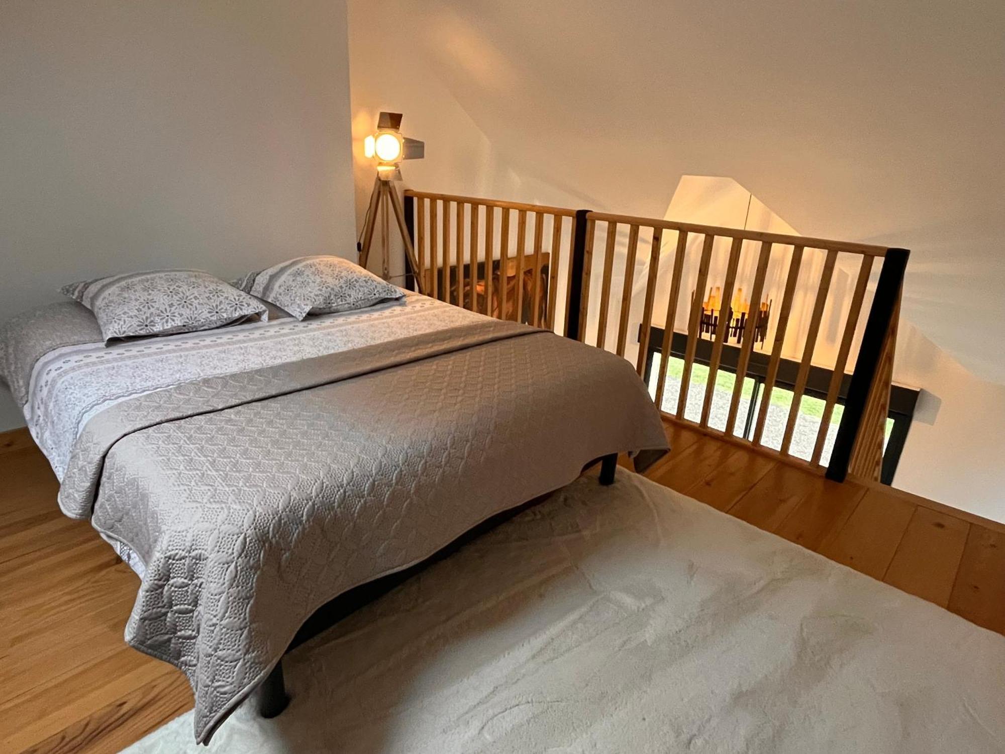 Madelaine Ranch, maison de campagne 10 personnes Le Gast Extérieur photo